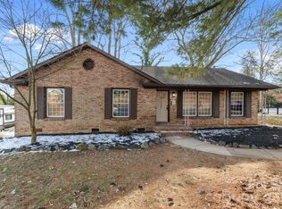 7101 Woodstock Dr, Charlotte, NC 28210