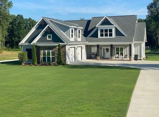 3324 Creek Path Rd, Guntersville, AL 35976