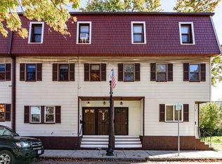 19 Berwick St, Melrose, MA 02176