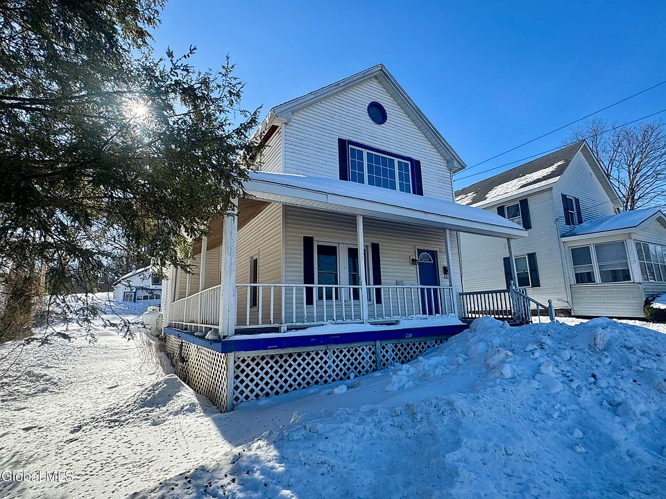 1st image of 211 Maple Street