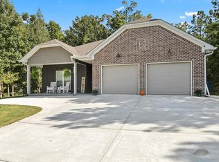 39 Robinwood Dr, Remlap, AL 35133