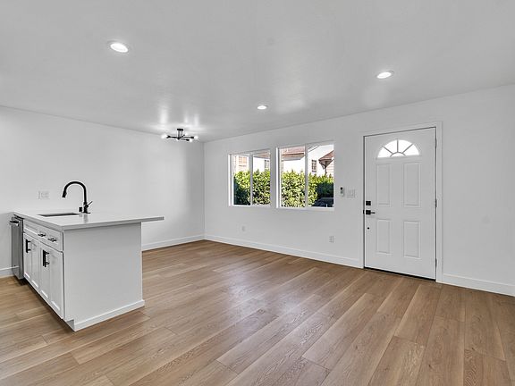 2nd image of 259 Park Ave #D