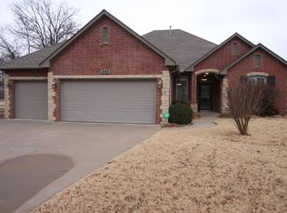 233 Stonebrook Way, Edmond, OK 73003