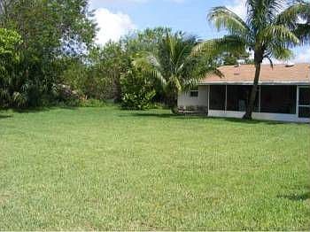 5th image of 1062 SW Sultan Dr