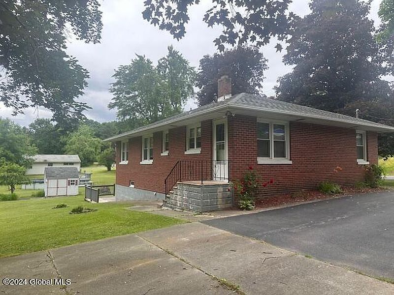 5th image of 9 Arbor Drive