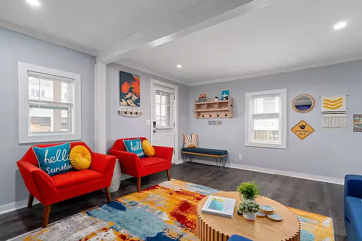 61 Central Ave — Photo 6