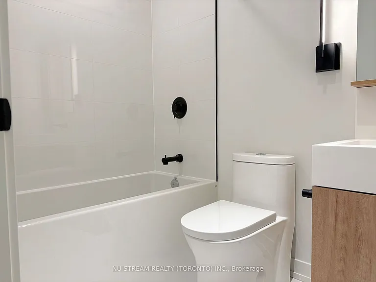 117 Broadway Ave #3404 — Photo 8