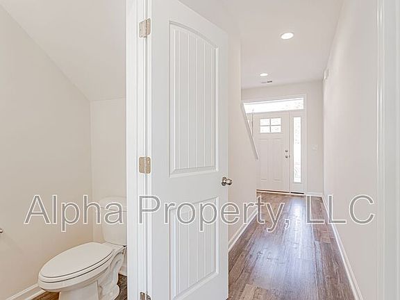 3rd image of 328 Trail Branch Ct