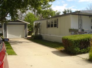 96 Robin Rd, Beecher, IL 60401