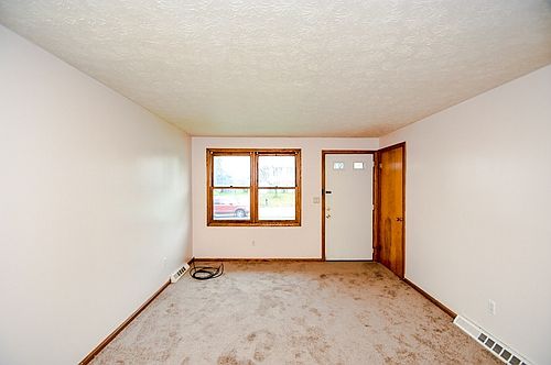 4th image of 1921 Otterbin St