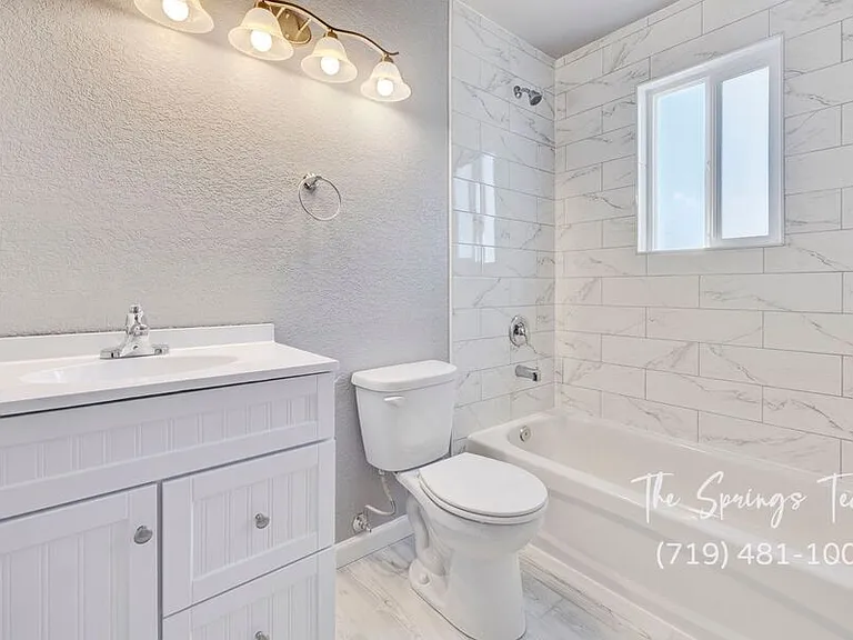 6460 Bugle Dr — Photo 19