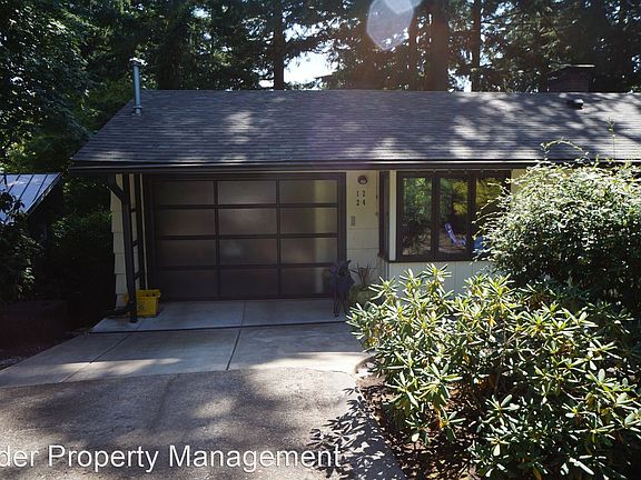3rd image of 1224 SW Westwood Ct