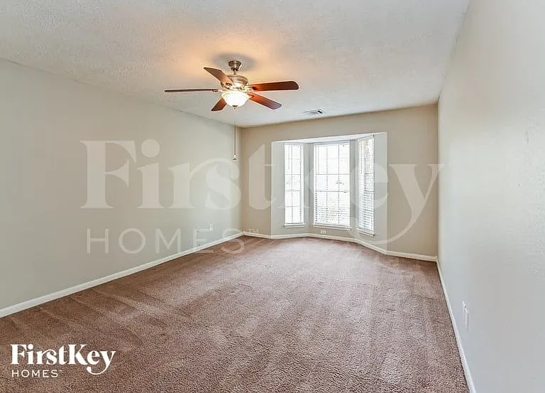 16010 Pebble Bend Dr — Photo 10