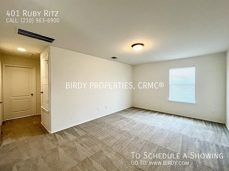 401 Ruby Ritz — Photo 22