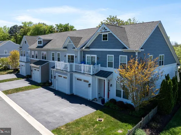 4 Bluefin Ct, Ocean View, DE 19970