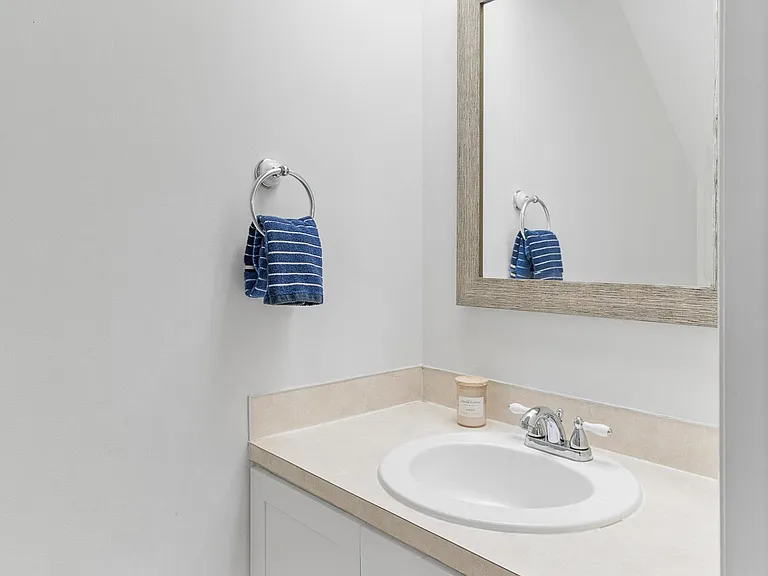 1130 Silent Harbor Ct — Photo 21