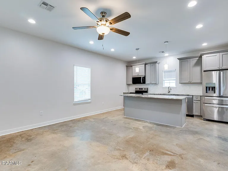 204 Romero St #A — Photo 4