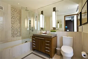 Rented by R New York