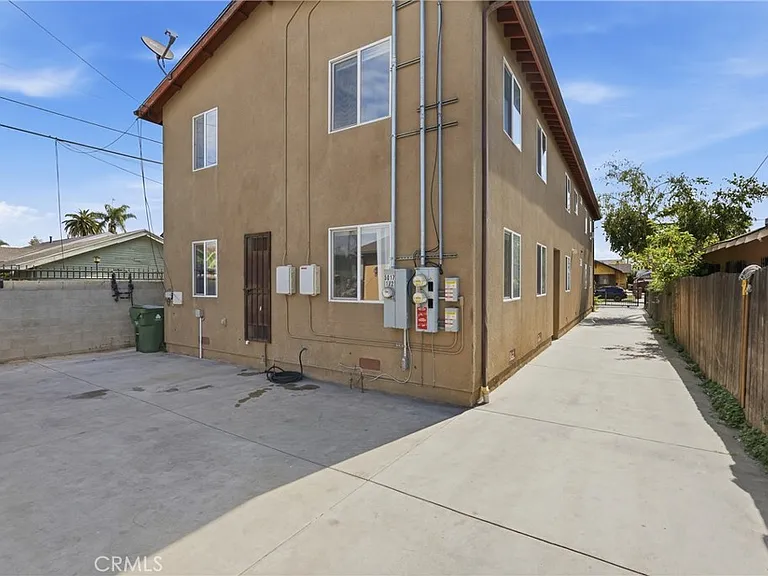 5017 S Halldale Ave #2 — Photo 23