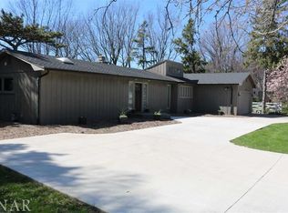 1511 N Linden St, Normal, IL 61761