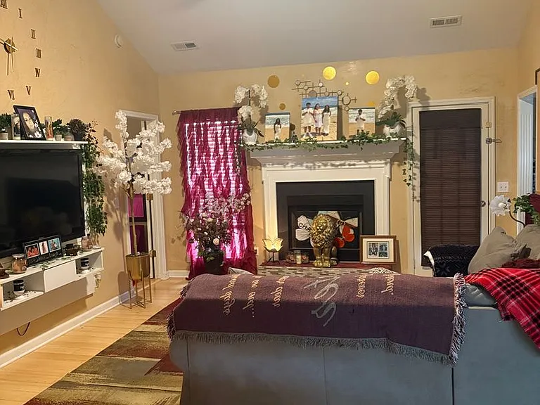 1156 Franklin Dr — Photo 7