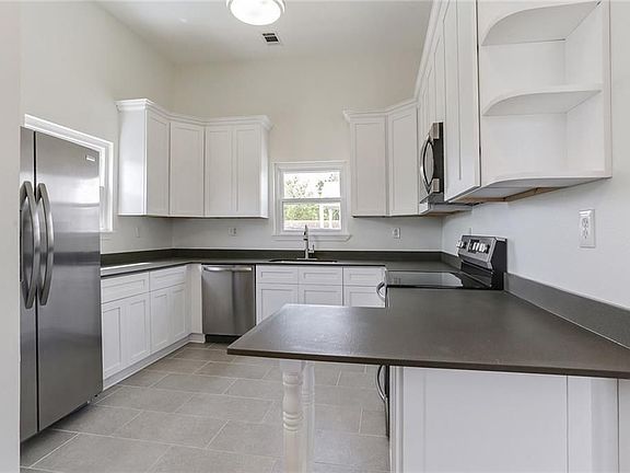 3rd image of 3727 Dhemecourt St #3727