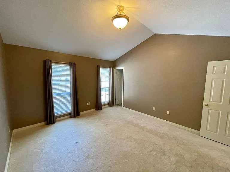 270 Hillcrest Rd #506 — Photo 7