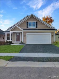 70 Grambo Dr, Lancaster, NY, 14086