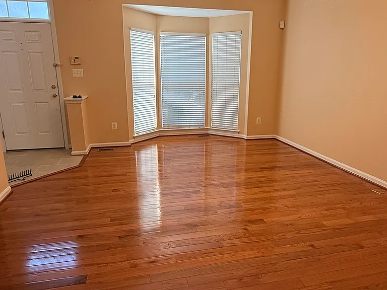 10404 Damascus Park Ln — Photo 17