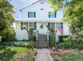62 Beach Rd, Salisbury, MA 01952