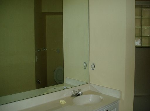 4th image of 3215 NE 184th St APT 14107