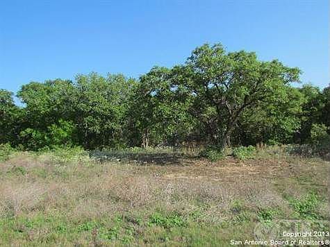 3rd image of 117 Great Oaks Blvd