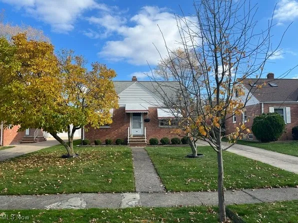 751 E 256th St, Euclid, OH 44132