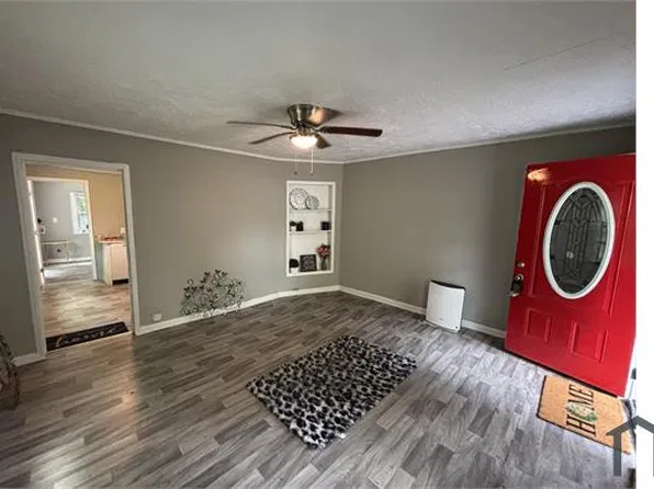 1112 East Dr, Gastonia, NC 28052