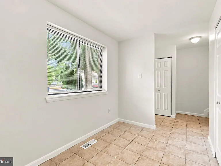 7138 Talisman Ln — Photo 3