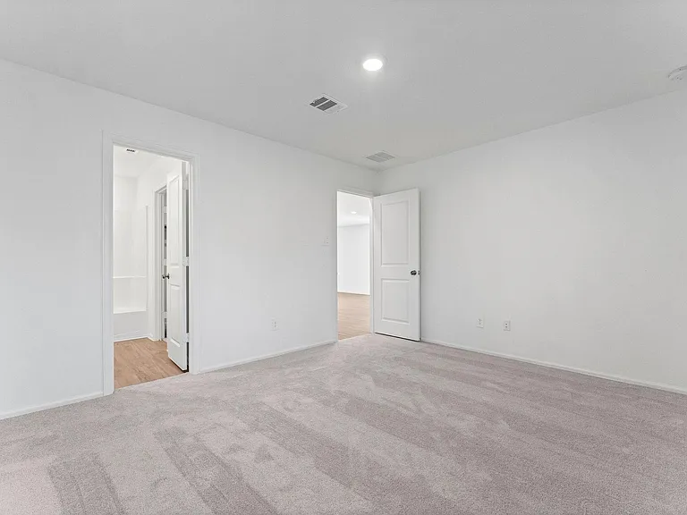 318 Harbor Bend Ct — Photo 33