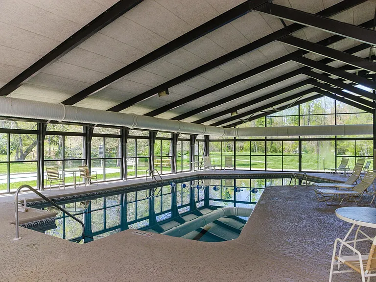 205 N Scarlet Oak Ln — Photo 24