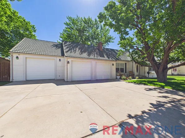 910 College St, Scott City, KS 67871