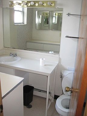 5th image of 1474 Neil Ave APT L