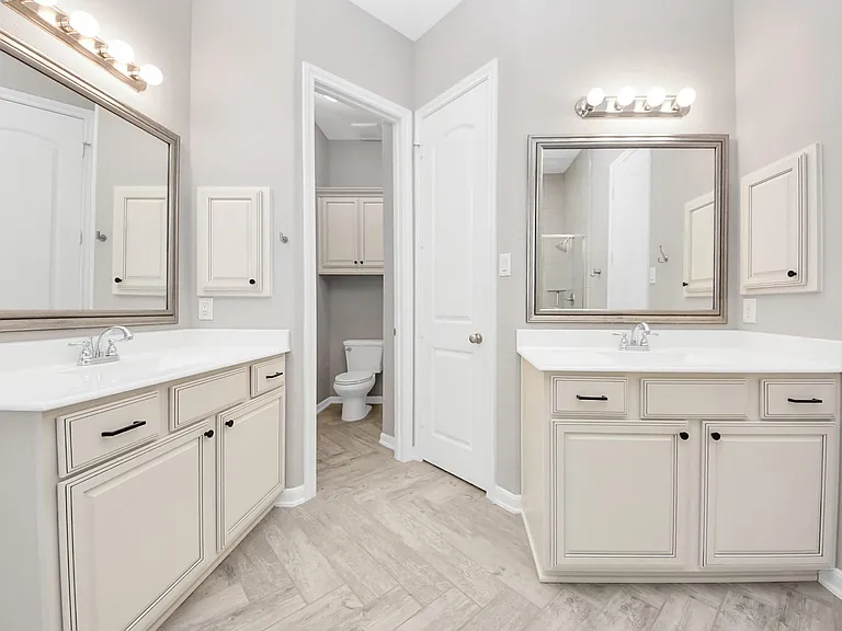 2547 Granberry Point — Photo 32