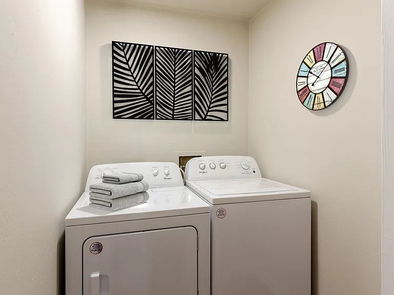 Ridgewood Village Apts — Photo 8
