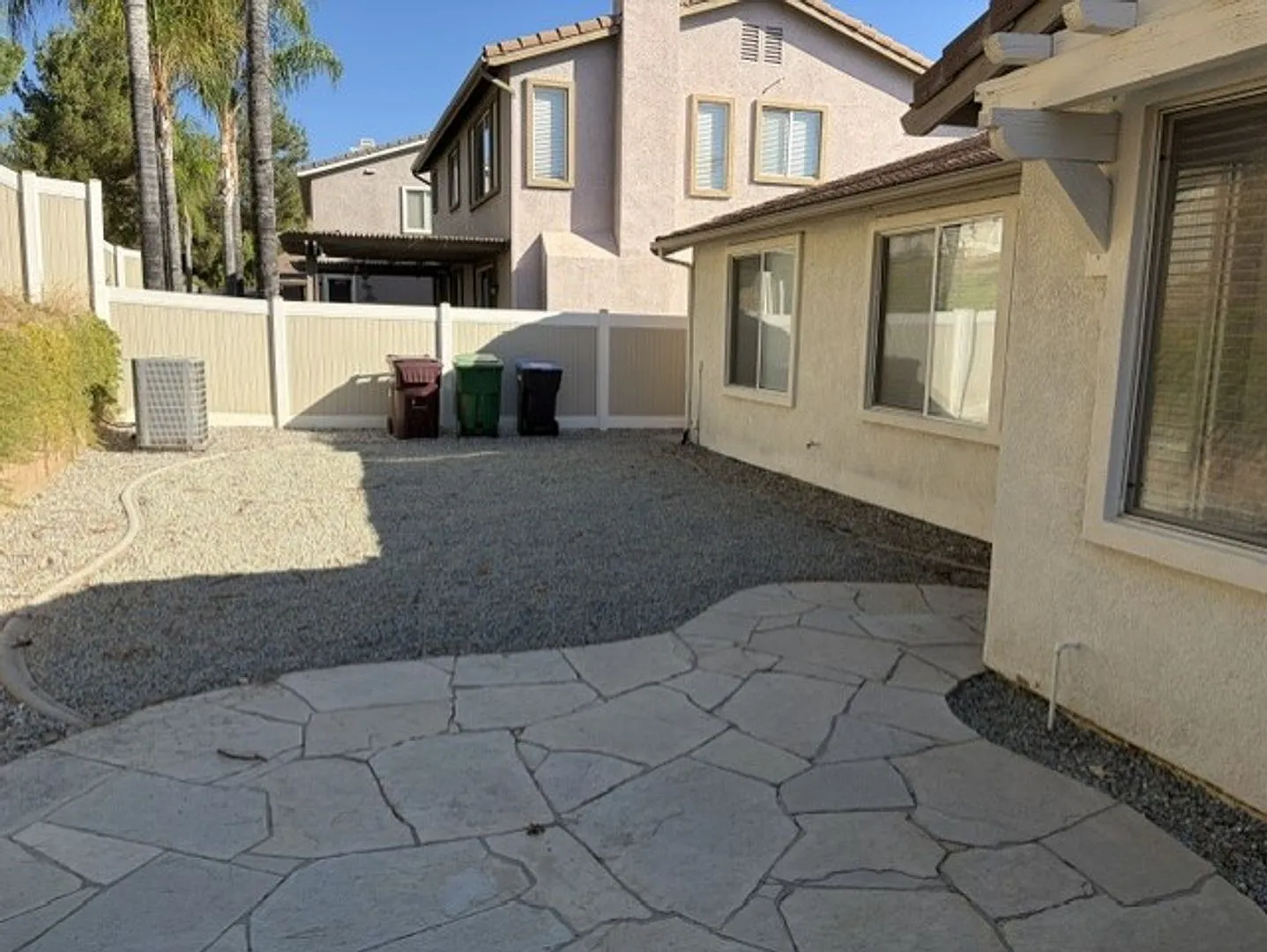 spruce — Photo 2