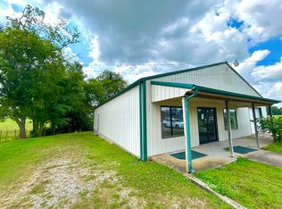 1370 S Dixie St, Horse Cave, KY 42749