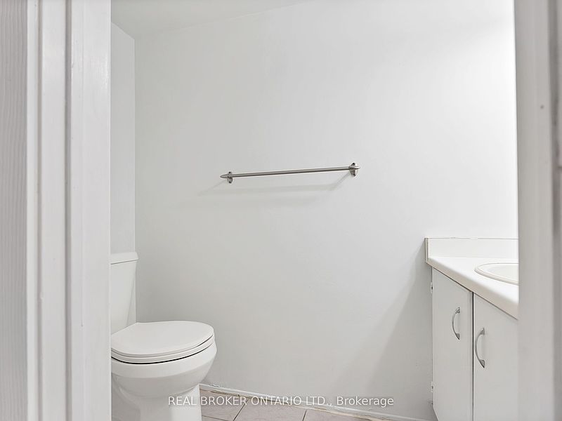 Mississauga House for rent - 3 Bedrooms — photo 29