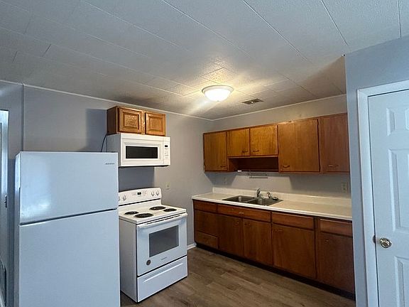 4th image of 3526 Samuel Milroy Rd