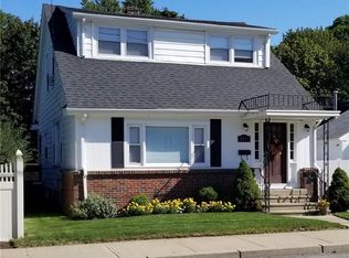 2100 Cranston St, Cranston, RI 02920