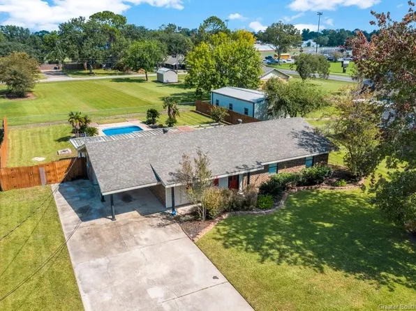 708 Fontenot St, Iowa, LA 70647