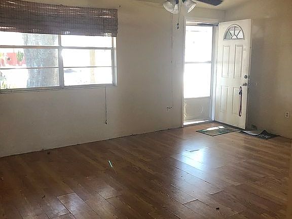 5th image of 6443 Butte Ave