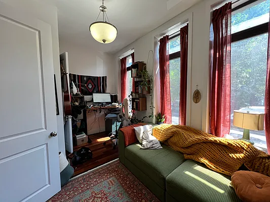 Rented by Massada Home Sales Inc | media 22