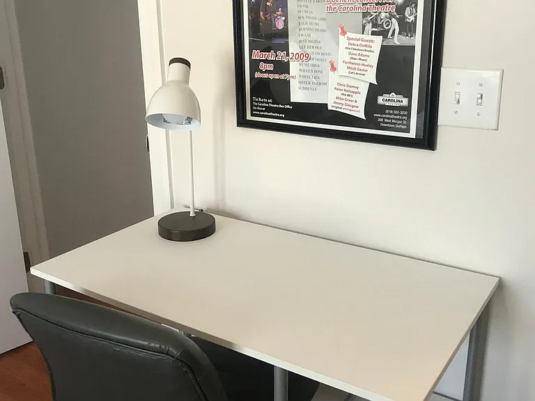 guest bedroom desk and chair